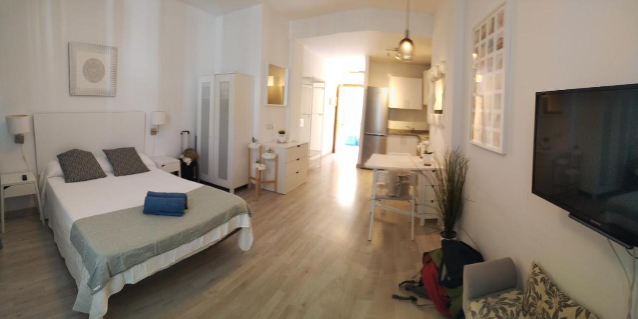 Modern Studio Flat Close To Plaza Merced Малага Екстер'єр фото