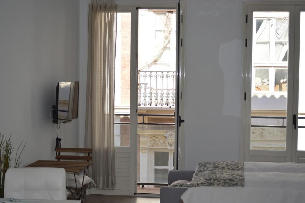 Modern Studio Flat Close To Plaza Merced Малага Екстер'єр фото